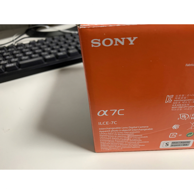 SONY(ソニー)のα7c シルバー　ボディ　元箱あり スマホ/家電/カメラのカメラ(ミラーレス一眼)の商品写真