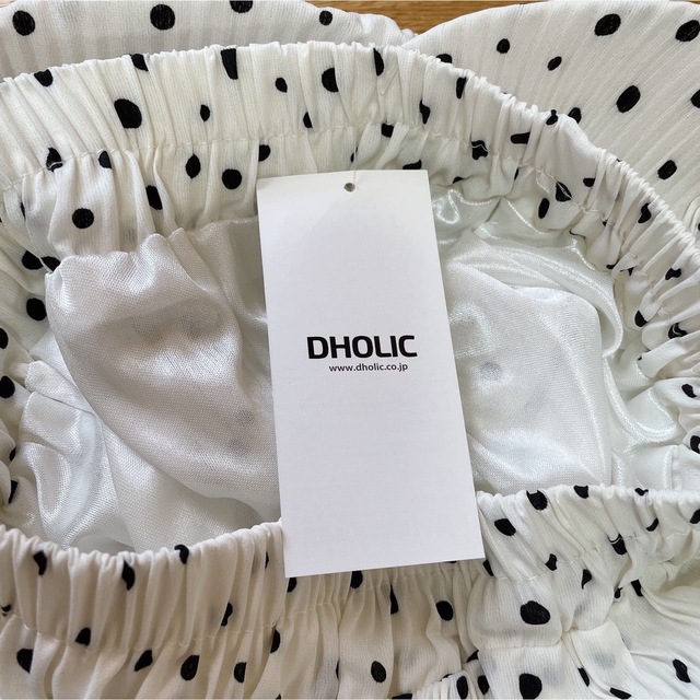 dholic(ディーホリック)のDHOLIC ドット柄スカート レディースのスカート(ロングスカート)の商品写真