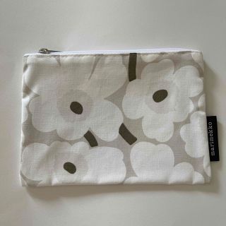 マリメッコ(marimekko)のマリメッコ　ポーチ(ポーチ)