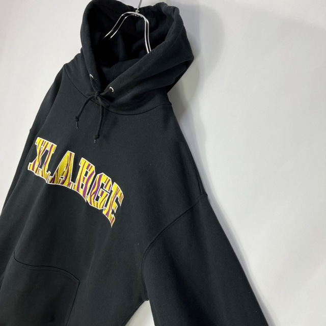 XLARGE エクストララージ ゼブラ 刺繍ロゴ プルオーバーパーカー