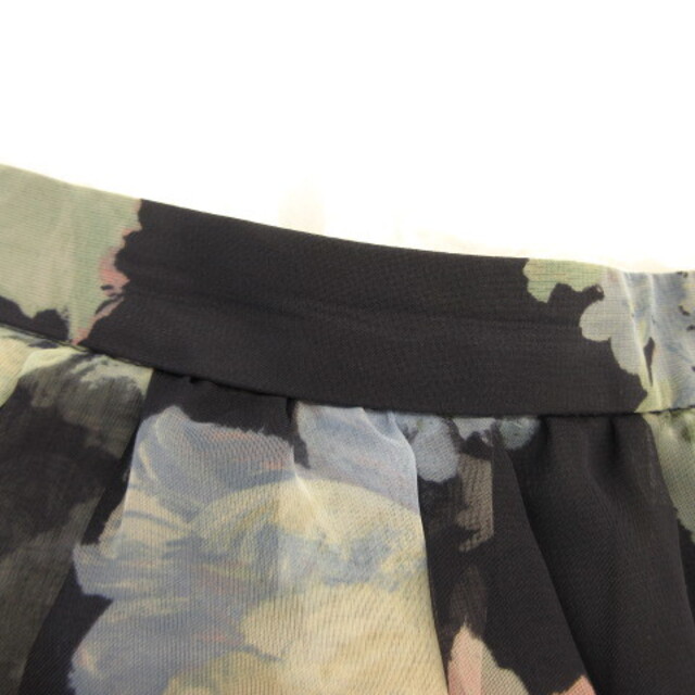 Rirandture(リランドチュール)のリランドチュール Rirandture スカート ミニ ギャザー フレア 花柄  レディースのスカート(ミニスカート)の商品写真