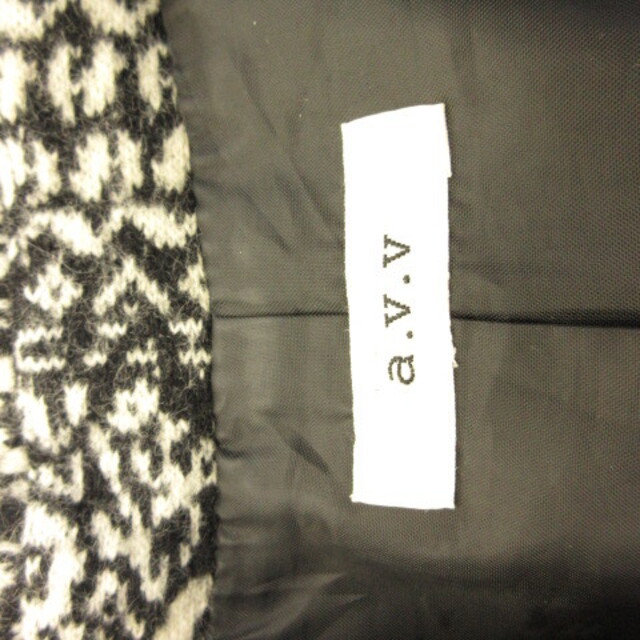 a.v.v(アーヴェヴェ)のアー・ヴェ･ヴェ ミッシェルクラン テーラードジャケット 長袖 黒 38 レディースのジャケット/アウター(テーラードジャケット)の商品写真