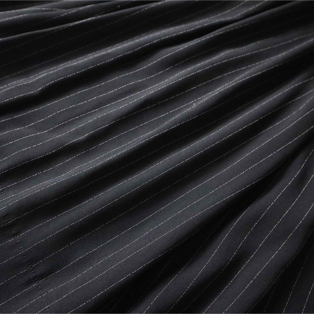ADORE 定価50600円バックサテンストライプメッシュヘムワンピース 【冬