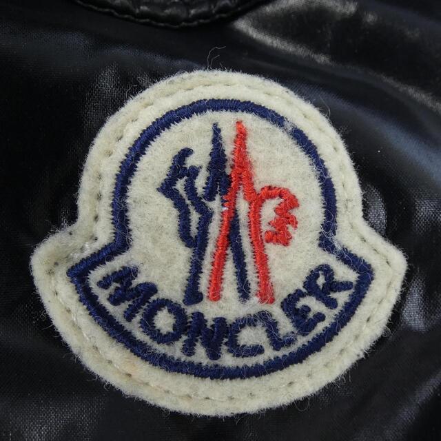 モンクレール MONCLER ダウンジャケット