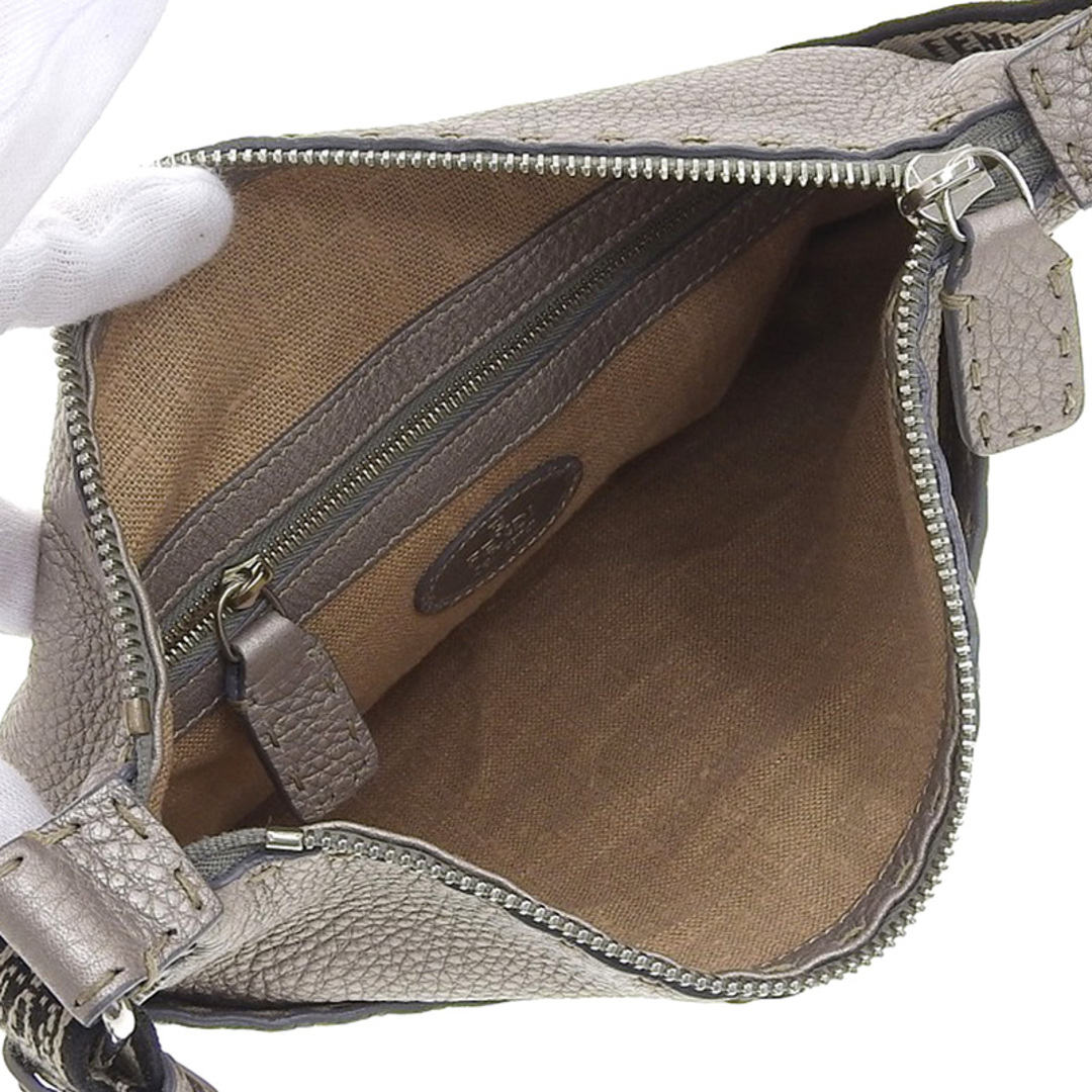FENDI(フェンディ)のフェンディ セレリア ショルダー 斜め掛け レザー  8BT092  レディースのバッグ(ショルダーバッグ)の商品写真