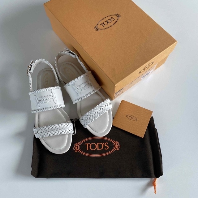 ［新品未使用］TOD'Sサンダル