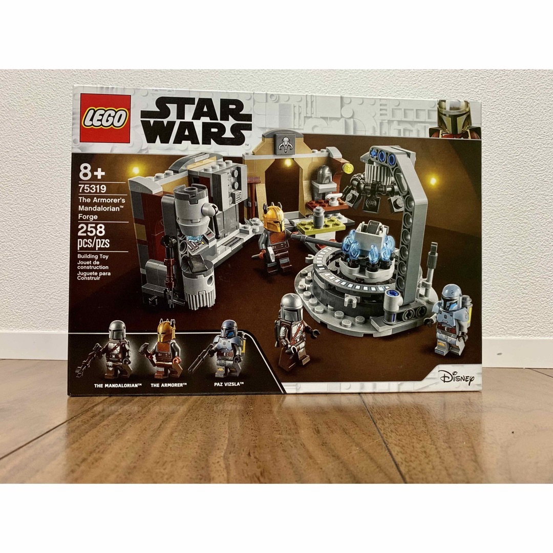 13555円 未開封 LEGO マンダロリアンアーマラーの鍛冶場75319 starwars