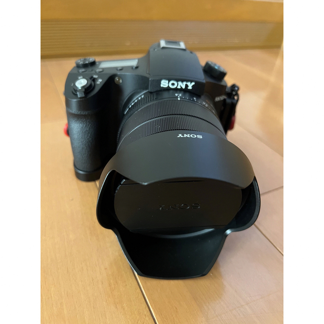 SONY Cyber−Shot RX DSC-RX10M4