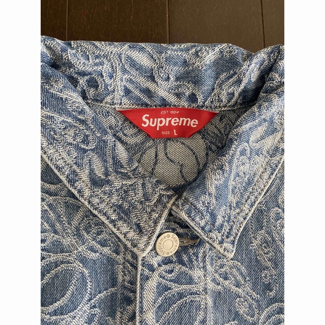 Supreme(シュプリーム)のSUPREME Denim Trucker Jacket シュプリーム L 新品 メンズのジャケット/アウター(Gジャン/デニムジャケット)の商品写真