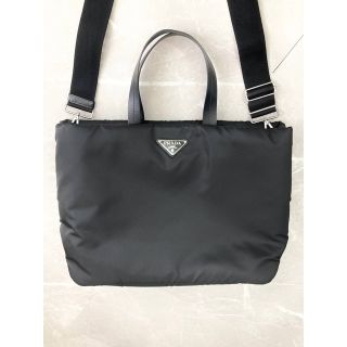 激安価格の プラダ ナイロン ショルダーバッグ ハンドバッグ/トート