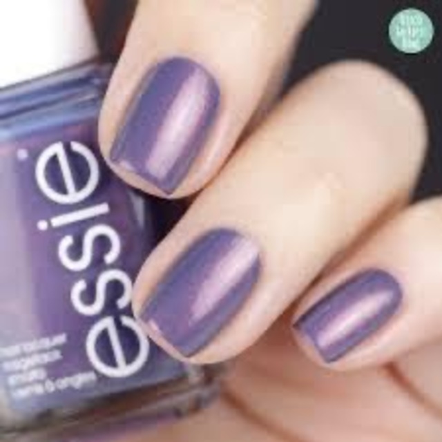 【essie】 771 blue-tiful horizon