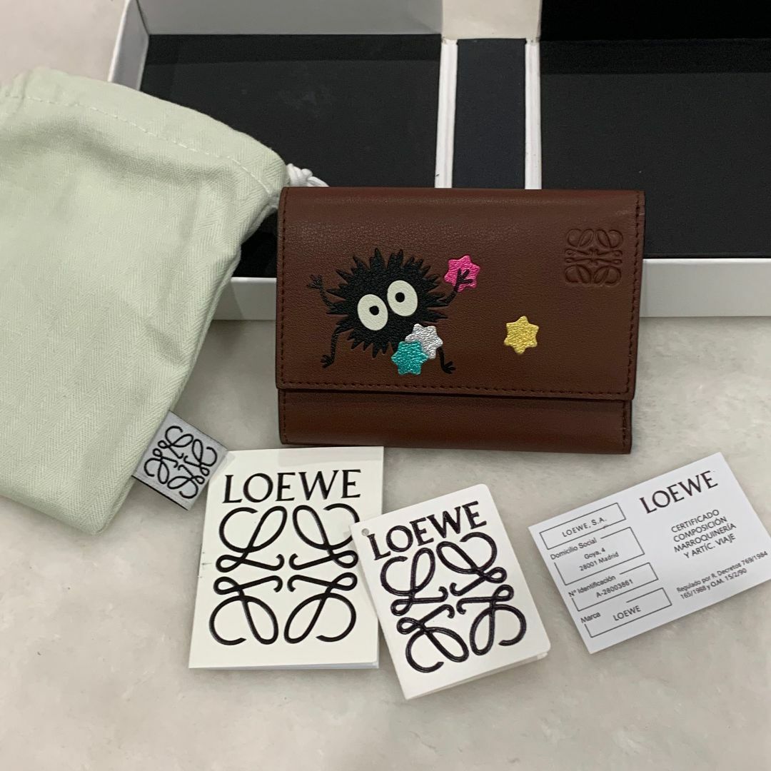 LOEWE ロエベ ススワタリトライフォールドウォレット 財布 スタジオジブリ-