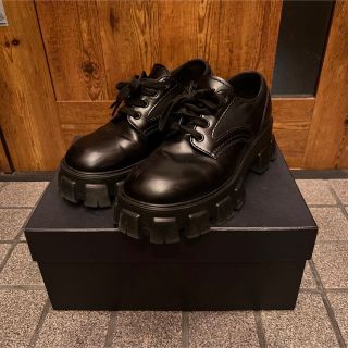 新品❗️PRADA モリノス ブラッシュドカーフ レースアップシューズ