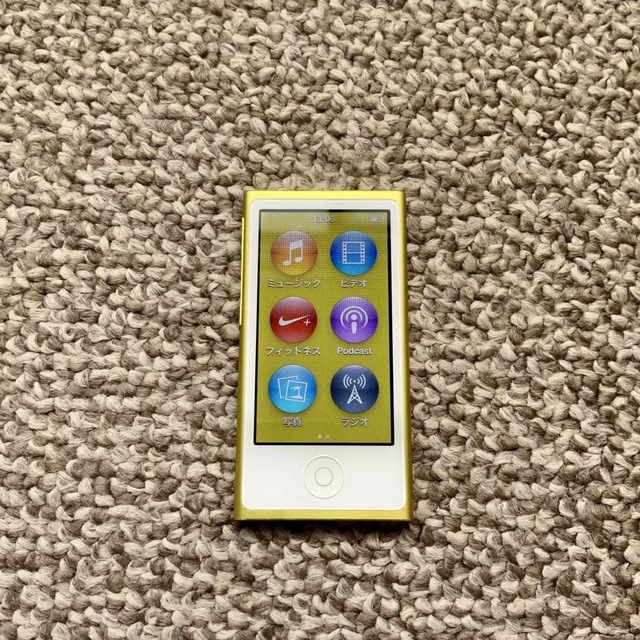 iPod(アイポッド)のiPod nano 第7世代 16GB Appleアップル　アイポッド 本体 スマホ/家電/カメラのオーディオ機器(ポータブルプレーヤー)の商品写真