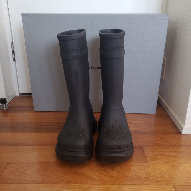 Balenciaga(バレンシアガ)のよぴお様専用Balenciaga crocs boots 　クロックス 42 メンズの靴/シューズ(ブーツ)の商品写真