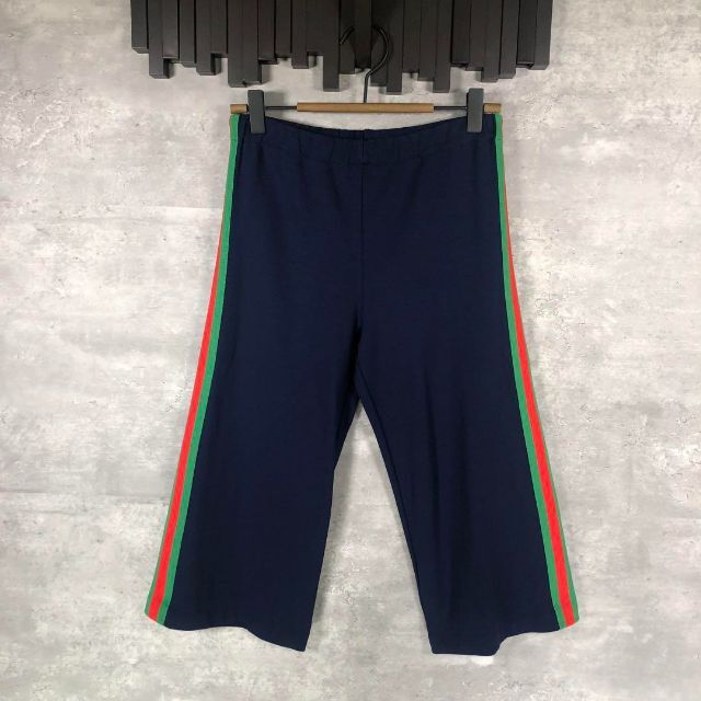 Gucci(グッチ)の『GUCCI』グッチ (10) シェリーラインハーフパンツ レディースのパンツ(その他)の商品写真