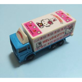 サンリオ ハローキティ ヴィンテージ ミニカー ★カバヤ