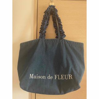 メゾンドフルール(Maison de FLEUR)のMaison de FLEUR デニム　フリルハンドル　トートバッグ(トートバッグ)