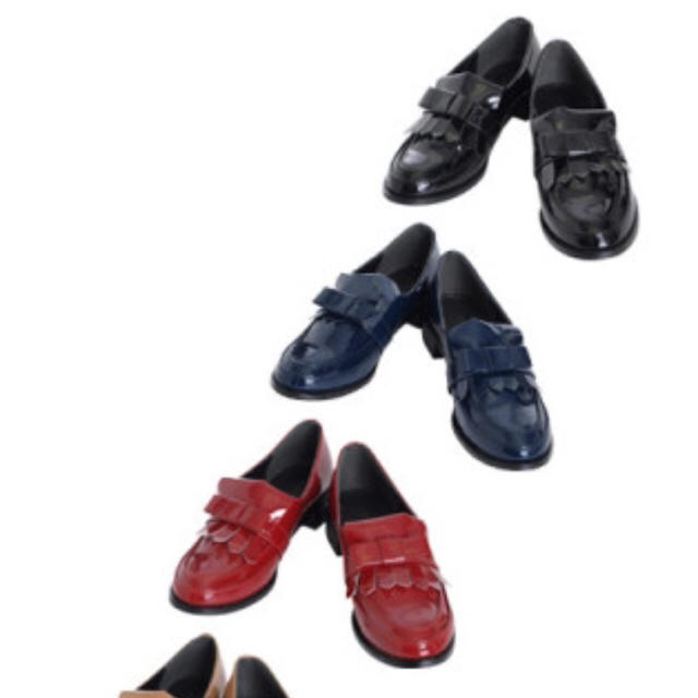 EMODA(エモダ)のEMODA リボンフリンジローファー レディースの靴/シューズ(ローファー/革靴)の商品写真
