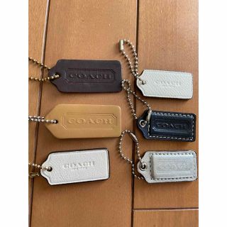 コーチ(COACH)のcoach バッグチャーム　キーホルダー　ブランドタグ①(バッグチャーム)