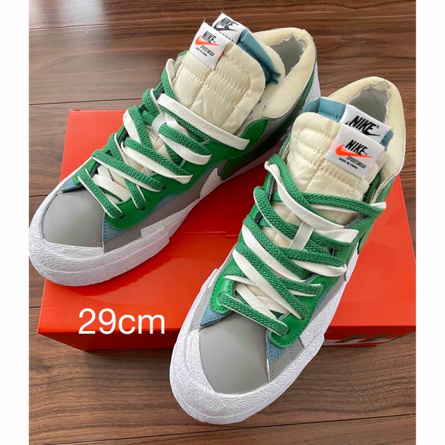 NIKE(ナイキ)のsacai × Nike Blazer Low Classic Green メンズの靴/シューズ(スニーカー)の商品写真