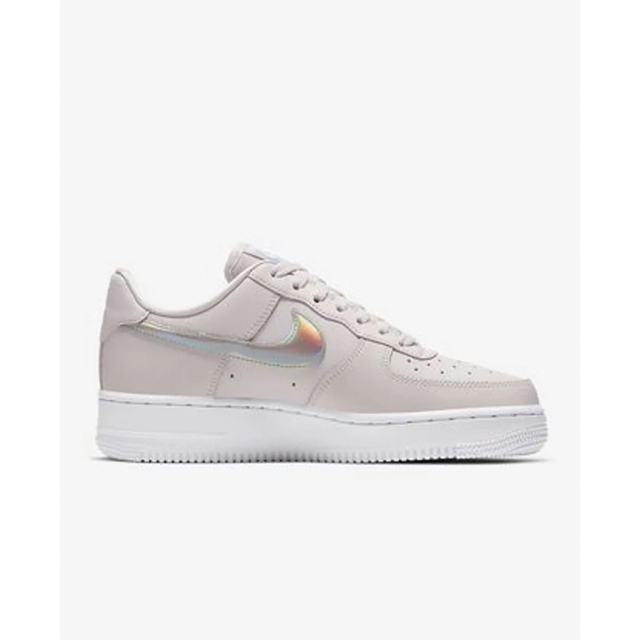 NIKE(ナイキ)のNike Air Force 1 Low  Pink Iridescent レディースの靴/シューズ(スニーカー)の商品写真