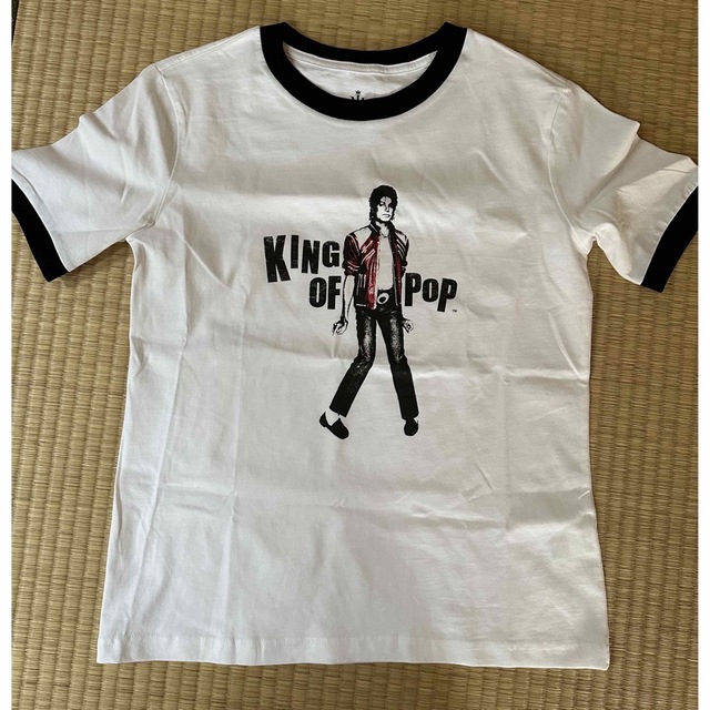 GU(ジーユー)の《新品未使用》GU Tシャツ　マイケルジャクソン　S綿100 レディースのトップス(Tシャツ(半袖/袖なし))の商品写真