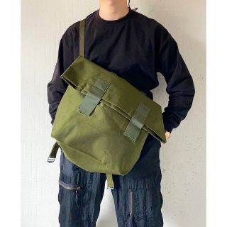 ミリタリー(MILITARY)の最大サイズ 大容量 dead stock デンマーク軍 防水 ショルダーバッグ(ショルダーバッグ)