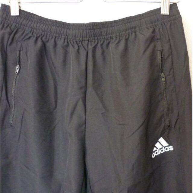 adidas(アディダス)の新品未使用◆(L)アディダス 黒ハーフパンツ/ショートパンツ/ジップ付きポケット メンズのパンツ(ショートパンツ)の商品写真