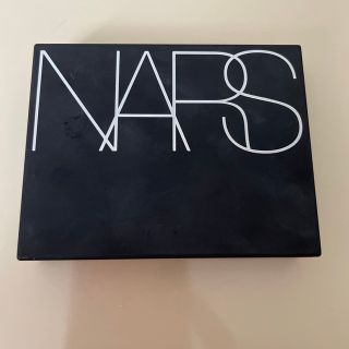 ナーズ(NARS)のライトリフレクティングセッティングパウダー プレストN(フェイスパウダー)