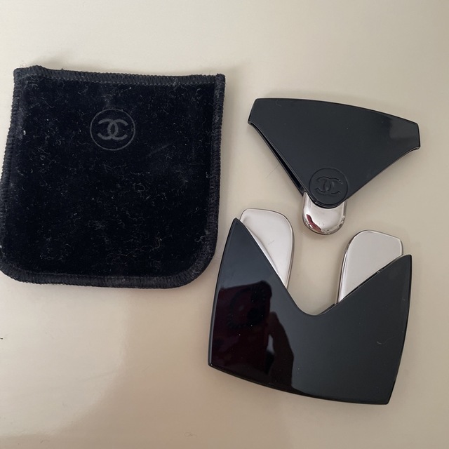 CHANEL(シャネル)のCHANEL プロアクセソワールドゥマツサージュ カッサ マッサージツール コスメ/美容のスキンケア/基礎化粧品(フェイスローラー/小物)の商品写真