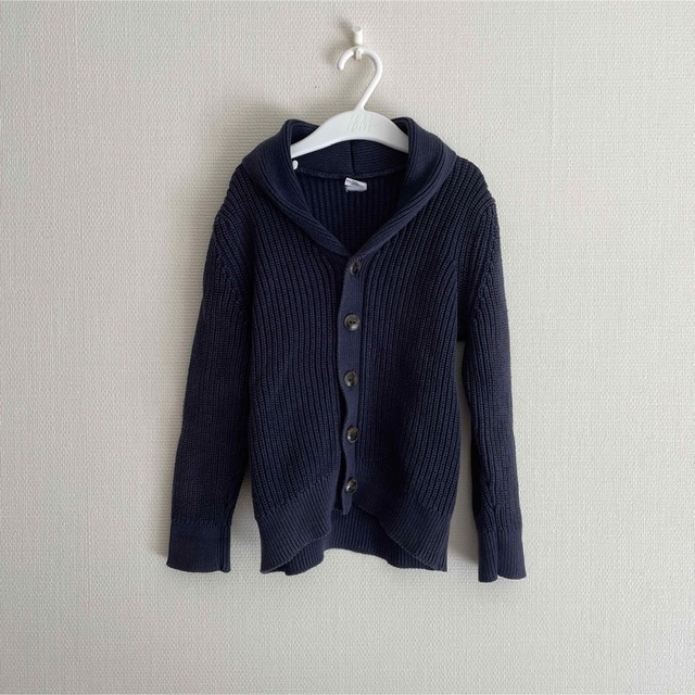 babyGAP(ベビーギャップ)のBaby GAP ネイビーカーディガン110 キッズ/ベビー/マタニティのキッズ服男の子用(90cm~)(カーディガン)の商品写真