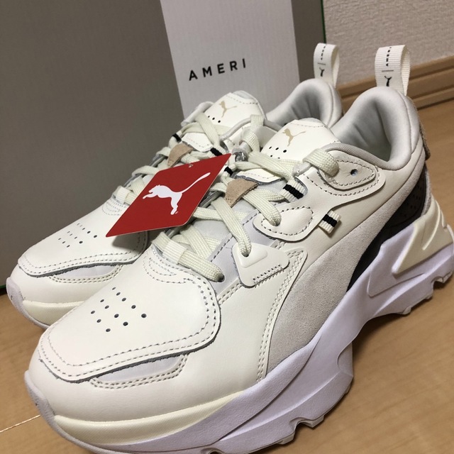 【新品未使用】PUMA × AMERI コラボスニーカー　ORKID24.5cm 1