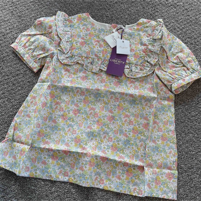 Bonpoint(ボンポワン)のボンポワン ブラウス 6ans 新品 キッズ/ベビー/マタニティのキッズ服女の子用(90cm~)(ブラウス)の商品写真