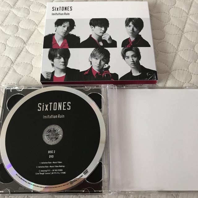 SixTONES(ストーンズ)のImitation Rain/D.D.（初回盤） エンタメ/ホビーのCD(ポップス/ロック(邦楽))の商品写真