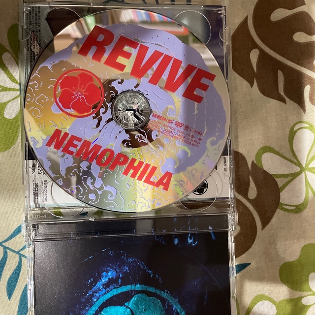 REVIVE【初回限定盤】 エンタメ/ホビーのCD(ポップス/ロック(邦楽))の商品写真