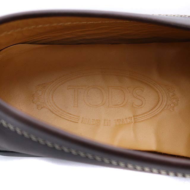 TOD'S(トッズ)のトッズ ドライビングシューズ ロゴ金具 レザー ステッチ 21.5cm 茶 レディースの靴/シューズ(その他)の商品写真