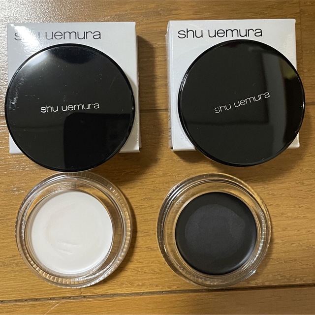 shu uemura(シュウウエムラ)のシュウウエムラ クリームアイシャドウ コスメ/美容のベースメイク/化粧品(アイシャドウ)の商品写真