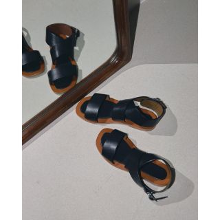 トゥデイフル(TODAYFUL)のFlat Belt Sandals(サンダル)