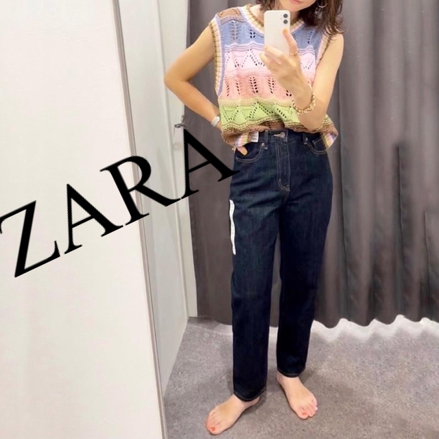 ZARA(ザラ)の美品　ZARA ザラ　ベスト　ニット　ボーダー　クロシェ編み　人気　完売 レディースのトップス(ベスト/ジレ)の商品写真