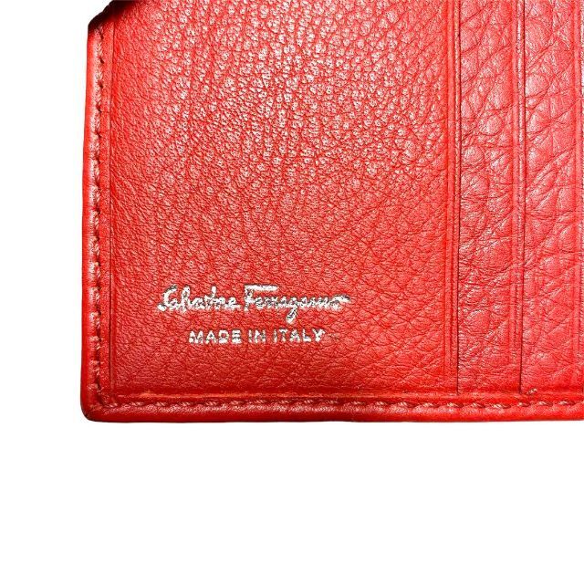 未使用品‼️✨Ferragamo フェラガモ ガンチーニ 折り財布 レッド 出産