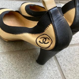 シャネル(CHANEL)のCHANEL バイカラーパンプス(ハイヒール/パンプス)