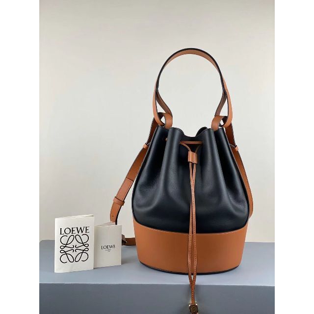 美品 LOEWE ロエベ ショルダーバッグ バルーン ブラック×タン  a