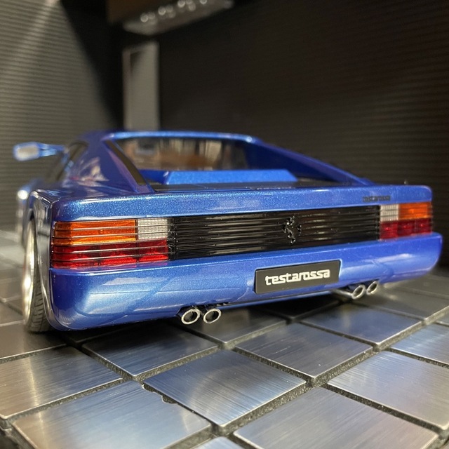 テレビで話題】 KKスケール マテル 1/18 テスタロッサ(カスタム