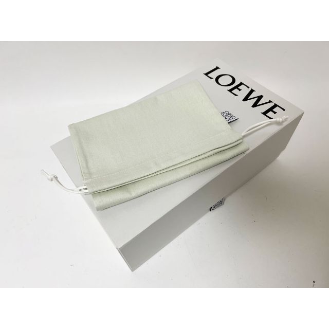 LOEWE(ロエベ)のロエベ レディース アナグラム ダービー フラットシューズ 靴 ホワイト 38 レディースの靴/シューズ(バレエシューズ)の商品写真