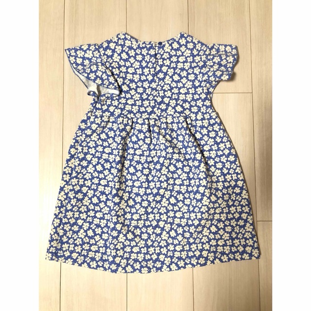 ZARA KIDS(ザラキッズ)のZARA 花柄ワンピース　104cm/3-4y キッズ/ベビー/マタニティのキッズ服女の子用(90cm~)(ワンピース)の商品写真