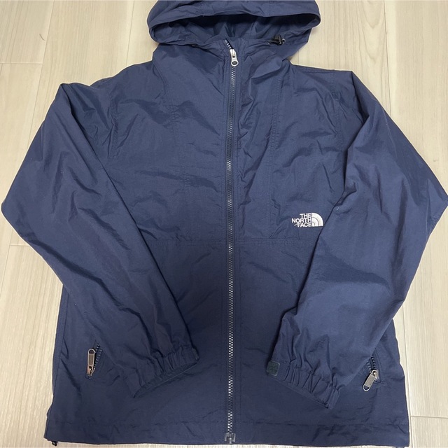 THE NORTH FACE(ザノースフェイス)のTHE NORTH FACE コンパクトジャケット ネイビー M レディースのジャケット/アウター(その他)の商品写真