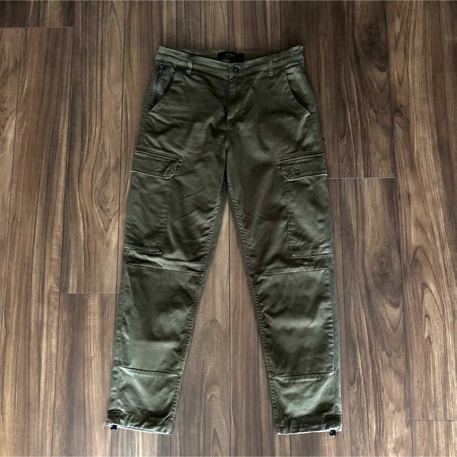 ZARA(ザラ)のZARA MENS CARGO PANTS OLIVE メンズのパンツ(ワークパンツ/カーゴパンツ)の商品写真