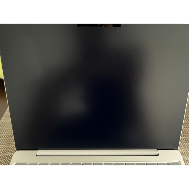 Surface Laptop Go プラチナ 12.4型