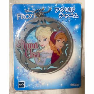 アナトユキノジョオウ(アナと雪の女王)のアクリルチャーム　アナ雪　新品　未使用(キャラクターグッズ)